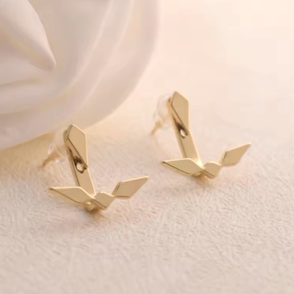 “Rebel” Geometric Unique 925 Sterling Silver Gold Minimalist Boho Stud E… - Picture 3 of 5